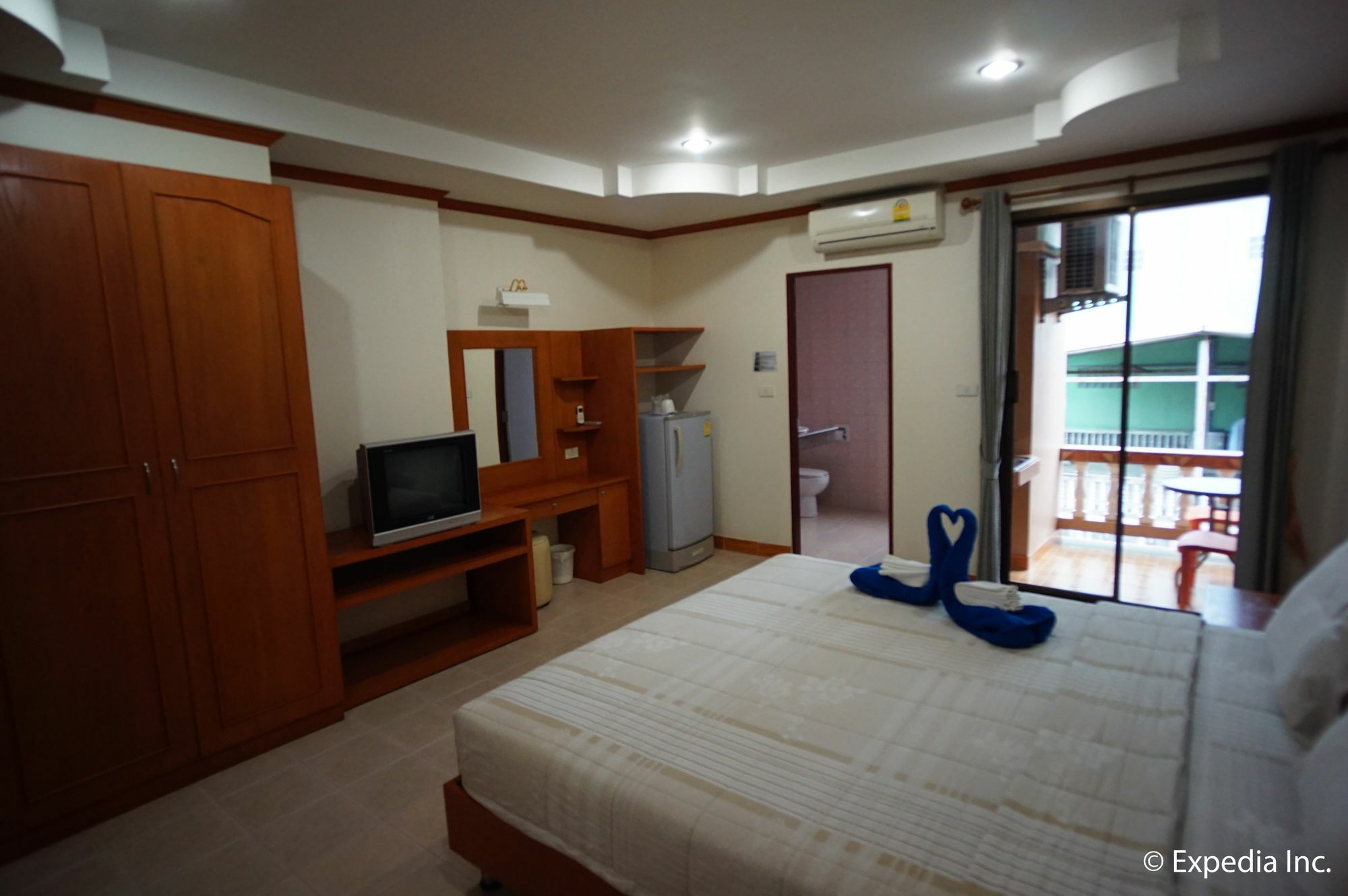 Mala Hotel Kata Beach  Exterior photo